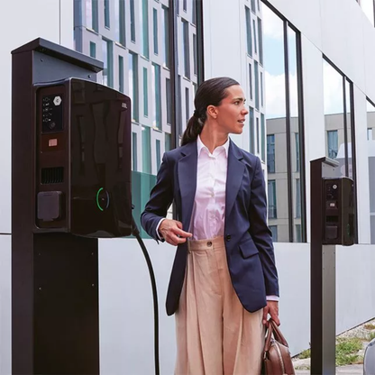 ABL eM4 Twin Controller+ 100000019 – 2x11kW / 1x22kW, RFID, MID, OCPP, eichrechtskonform