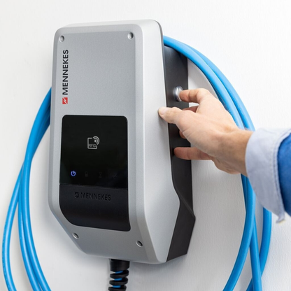 MENNEKES AMTRON Compact 2.0s – 11kW Wallbox, 7,5m Typ-2-Kabel, RFID, Solar